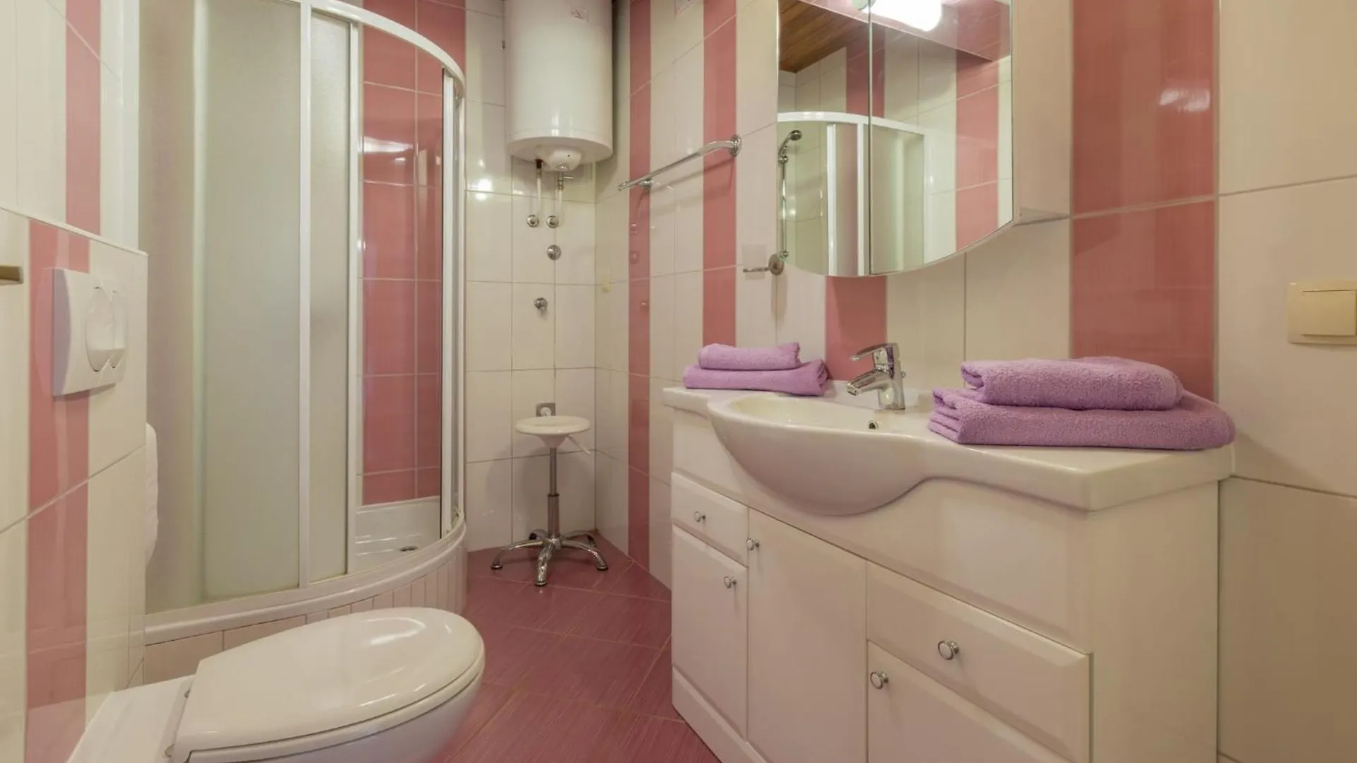 Rastovcan P Povile Apartment