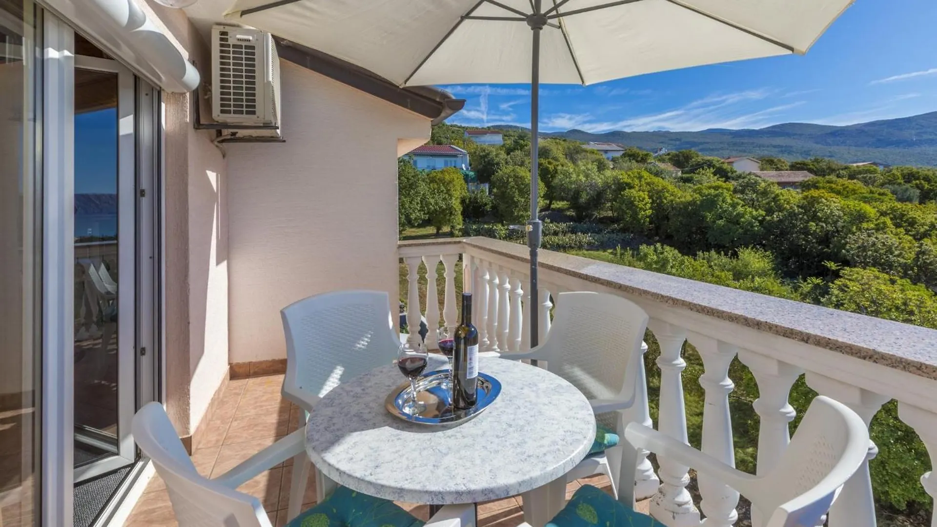 Rastovcan P Povile Apartment