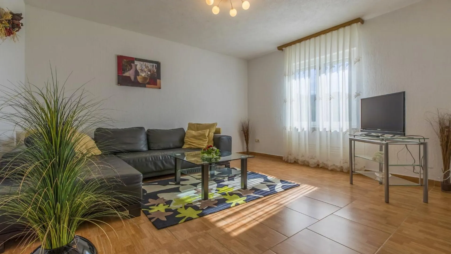 Apartment Rastovcan P Povile