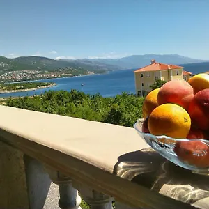 Cajic Apartment